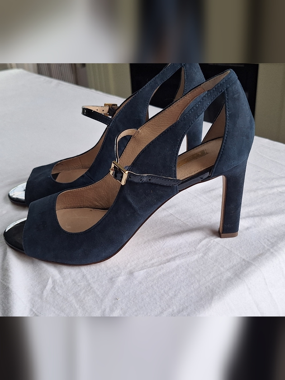 Louise et Cie Navy Suede Heels Size 9 Mary Jane Strap Open Toe Pumps - Picture 3 of 6